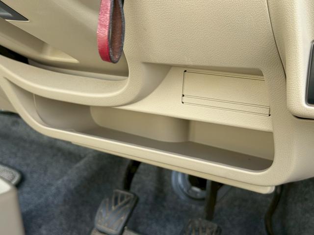 アルト F 4WD 5MT キーレスエントリー 純正オーディオ(33枚目)