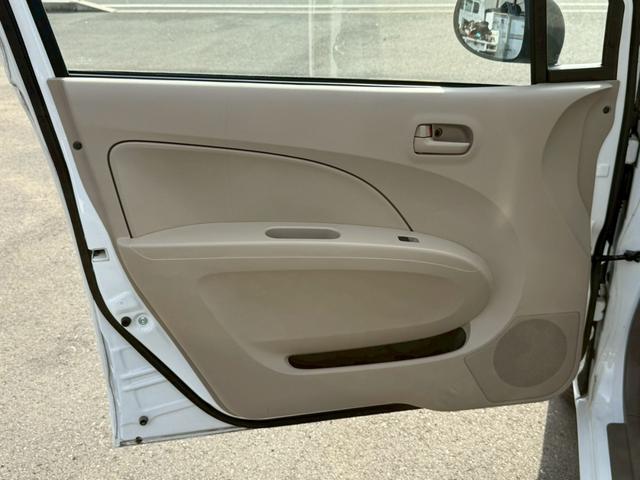 アルト F 4WD 5MT キーレスエントリー 純正オーディオ(37枚目)