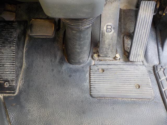 ファイター 　強力吸引車　汚泥吸引車　モリタエコノス製　パワフルマスター　ＲＢＸ４２ＰＶＤＢＨ　風量４０　タンク胴巻きステンレス　容量２８００　ホース付き（12枚目）