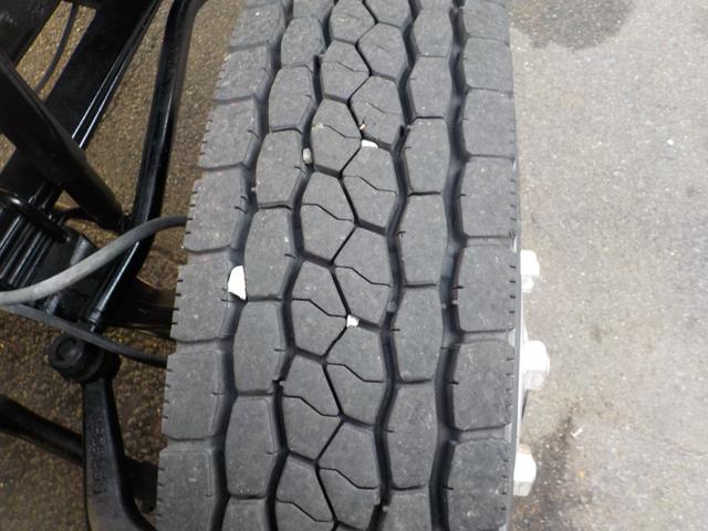 ファイター 　強力吸引車　汚泥吸引車　モリタエコノス製　パワフルマスター　ＲＢＸ４２ＰＶＤＢＨ　風量４０　タンク胴巻きステンレス　容量２８００　ホース付き（28枚目）