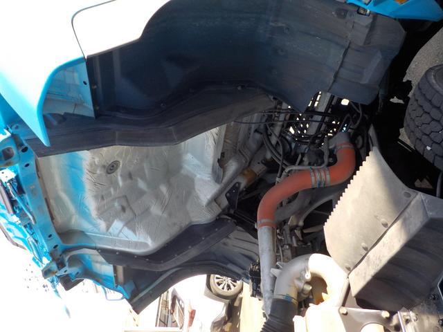 ファイター 　強力吸引車　汚泥吸引車　モリタエコノス製　パワフルマスター　ＲＢＸ４２ＰＶＤＢＨ　風量４０　タンク胴巻きステンレス　容量２８００　ホース付き（30枚目）