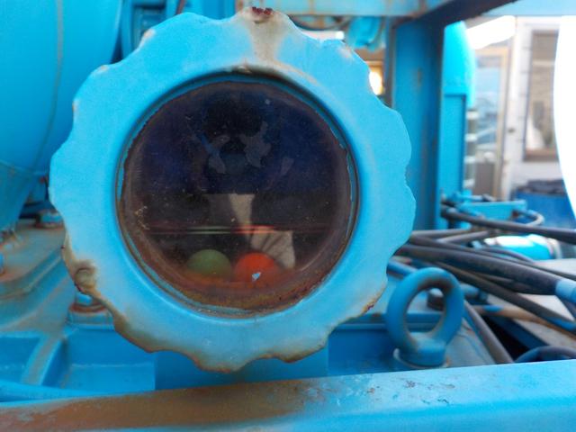 ファイター 　強力吸引車　汚泥吸引車　モリタエコノス製　パワフルマスター　ＲＢＸ４２ＰＶＤＢＨ　風量４０　タンク胴巻きステンレス　容量２８００　ホース付き（39枚目）