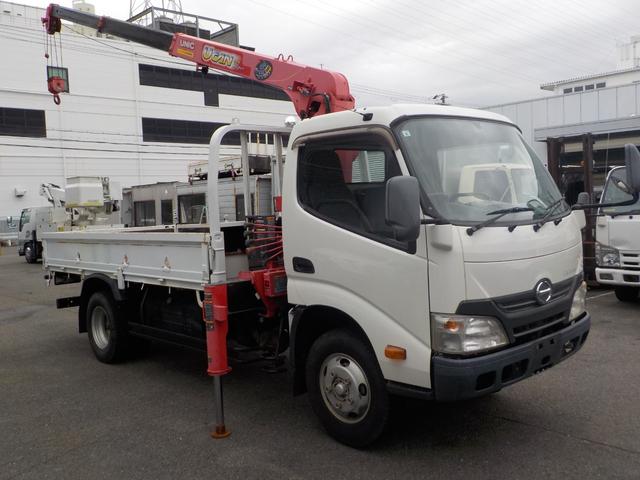 デュトロ 古河ユニック製 3段クレーン ラジコン付き 荷台鉄板張り 積載3000kg 車検付き(4枚目)