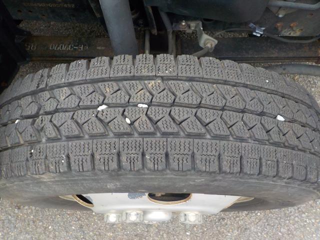 デュトロ 古河ユニック製 3段クレーン ラジコン付き 荷台鉄板張り 積載3000kg 車検付き(36枚目)