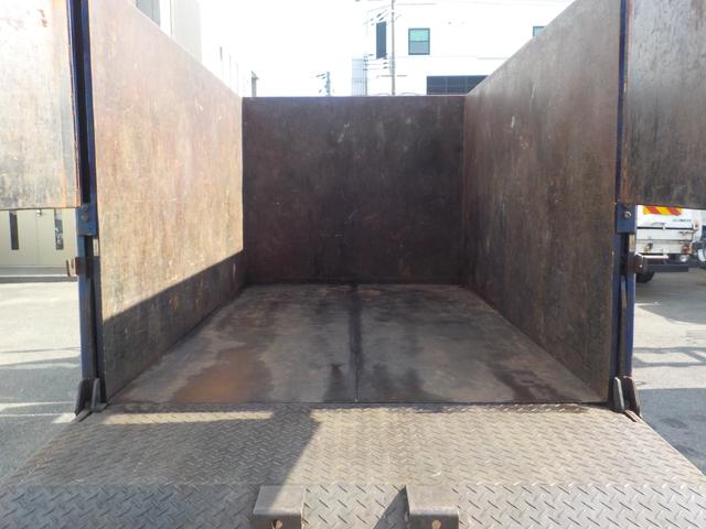 エルフトラック 　土砂禁深ダンプ　新明和工業製　リア観音式扉　６００ｋｇ垂直ゲート付き（13枚目）