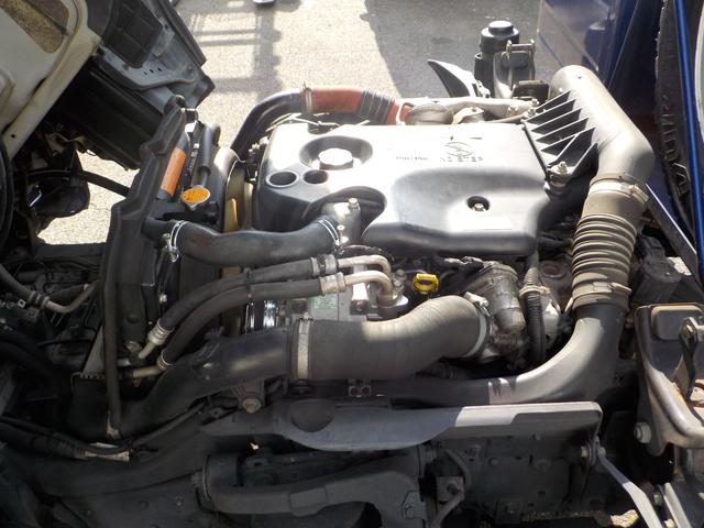 エルフトラック 　土砂禁深ダンプ　新明和工業製　リア観音式扉　６００ｋｇ垂直ゲート付き（23枚目）