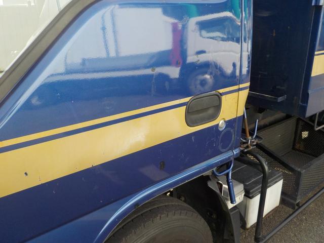 エルフトラック 　土砂禁深ダンプ　新明和工業製　リア観音式扉　６００ｋｇ垂直ゲート付き（29枚目）