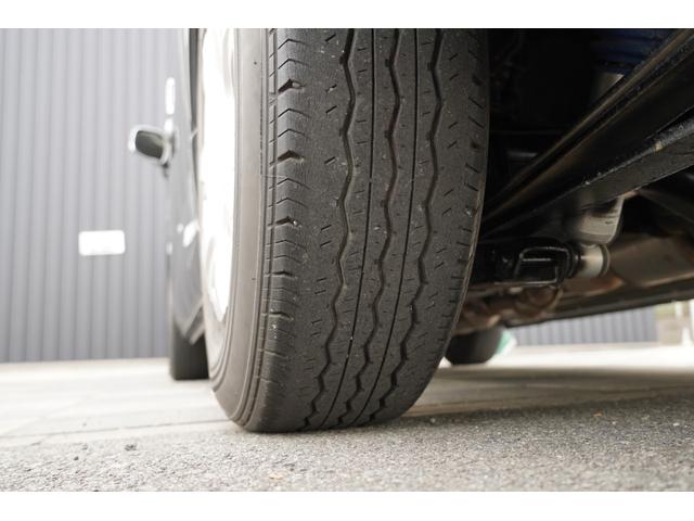 ハイエースバン スーパーGL ダークプライム 3.0D ワンオーナー 10インチフローティングナビ ヒッチメンバー LEDヘッドライト LEDフォグ 追加スピーカー アンプ ミラー型バックカメラ バットフェイスボンネット キーフリー/Pスタート(38枚目)