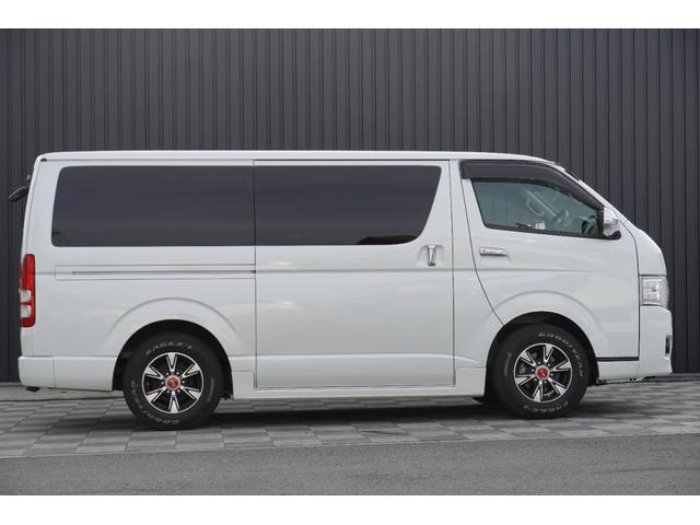 レジアスエースバン ロングスーパーＧＬ　２．０Ｇ　ワンオーナー　ベットキット　１５インチＡＷ　　純正ＨＩＤヘッド　ＧＯＯＤ　ＹＥＡＲ　Ｗレター　純正ナビ　キーレスキー　オートエアコン　パールホワイト０７０（7枚目）