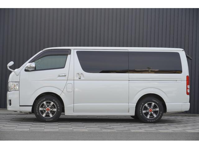 レジアスエースバン ロングスーパーＧＬ　２．０Ｇ　ワンオーナー　ベットキット　１５インチＡＷ　　純正ＨＩＤヘッド　ＧＯＯＤ　ＹＥＡＲ　Ｗレター　純正ナビ　キーレスキー　オートエアコン　パールホワイト０７０（8枚目）