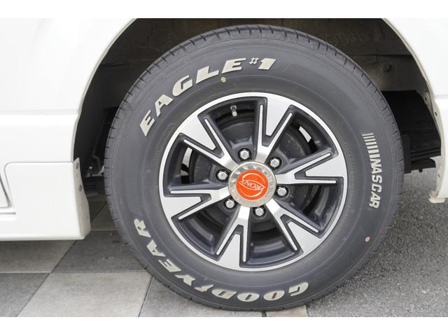 レジアスエースバン ロングスーパーＧＬ　２．０Ｇ　ワンオーナー　ベットキット　１５インチＡＷ　　純正ＨＩＤヘッド　ＧＯＯＤ　ＹＥＡＲ　Ｗレター　純正ナビ　キーレスキー　オートエアコン　パールホワイト０７０（36枚目）