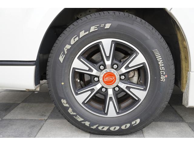 レジアスエースバン ロングスーパーＧＬ　２．０Ｇ　ワンオーナー　ベットキット　１５インチＡＷ　　純正ＨＩＤヘッド　ＧＯＯＤ　ＹＥＡＲ　Ｗレター　純正ナビ　キーレスキー　オートエアコン　パールホワイト０７０（38枚目）