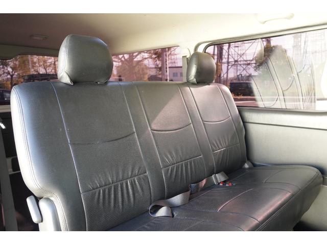 レジアスエースバン スーパーGL ダークプライム 3.0D ALPINE8インチナビ ALPINE 11.5インチフリップダウンモニター 両側パワースライドドア 純正フルエアロ リアスポイラー LEDテールランプ バックカメラ(18枚目)