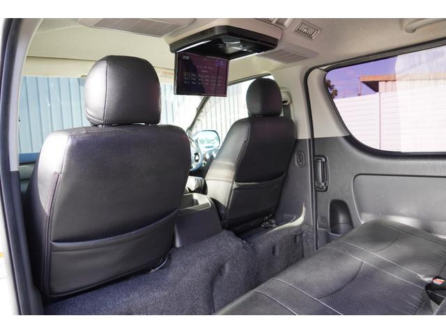 レジアスエースバン スーパーGL ダークプライム 3.0D ALPINE8インチナビ ALPINE 11.5インチフリップダウンモニター 両側パワースライドドア 純正フルエアロ リアスポイラー LEDテールランプ バックカメラ(19枚目)