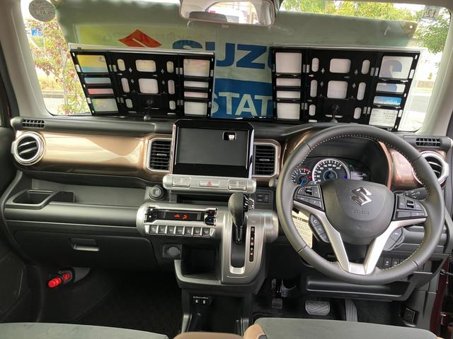 クロスビー ＨＹＢＲＩＤ　ＭＺ　３型　衝突被害軽減ブレーキ　ＬＥＤランプ　デュアルカメラブレーキ｜ブラウンアクセントパッケージ｜ＬＥＤヘッドランプ｜本革巻きステアリングホイール｜プレミアムＵＶ＆ＩＲカットガラス（フロントドア）｜全方位モニター用カメラ｜（15枚目）