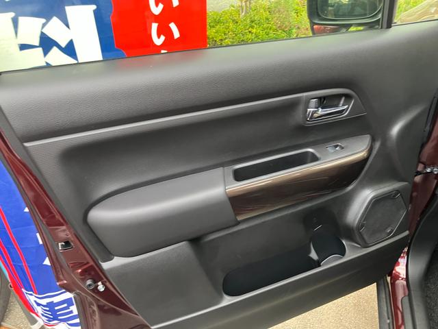 クロスビー ＨＹＢＲＩＤ　ＭＺ　３型　衝突被害軽減ブレーキ　ＬＥＤランプ　デュアルカメラブレーキ｜ブラウンアクセントパッケージ｜ＬＥＤヘッドランプ｜本革巻きステアリングホイール｜プレミアムＵＶ＆ＩＲカットガラス（フロントドア）｜全方位モニター用カメラ｜（55枚目）