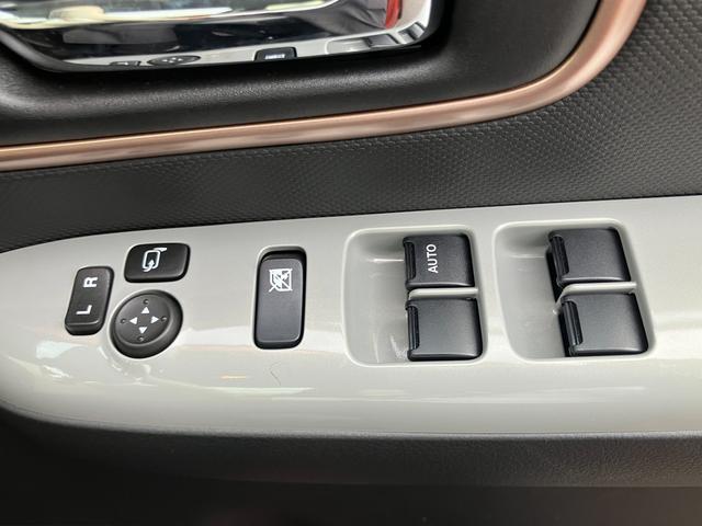 ワゴンRスマイル HYBRID X 3型 全方位モニター付ナビ LEDランプ デュアルセンサーブレーキII|後席両側ワンアクションパワースライド|リモート格納式ドアミラー|360°プレミアムUV&IRカットガラス|電動パーキングブレーキ|USB電源ソケット|(33枚目)