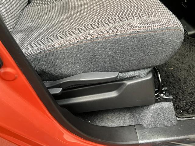 ワゴンRスマイル HYBRID X 3型 全方位モニター付ナビ LEDランプ デュアルセンサーブレーキII|後席両側ワンアクションパワースライド|リモート格納式ドアミラー|360°プレミアムUV&IRカットガラス|電動パーキングブレーキ|USB電源ソケット|(44枚目)