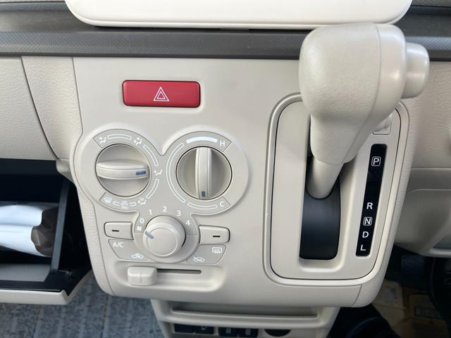 アルトラパン Ｇ　５型　衝突被害軽減ブレーキ　スマートキー　ハロゲン　デュアルカメラブレーキ｜後退時ブレーキサポート｜ハロゲンヘッドランプ｜オートライトシステム｜マニュアルエアコン｜運転席シートヒーター｜電動格納式ドアミラー｜（11枚目）