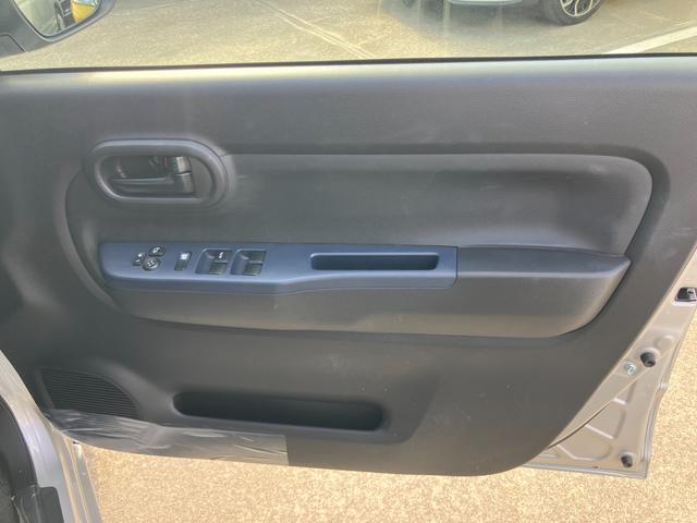 アルト L 2型 衝突被害軽減ブレーキ バックカメラ付 LEDランプ デュアルカメラブレーキ|バックアイカメラ付ディスプレイオーディオ|フルオートエアコン|リヤシートヘッドレスト|LEDヘッドランプ|スモークガラス|運転席・助手席シートヒーター|(22枚目)