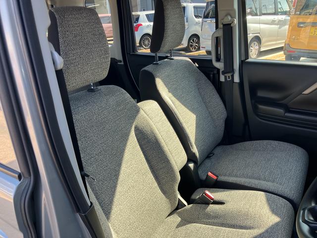 スペーシア HYBRID X 両側パワースライドドア LEDヘッドランプ デュアルセンサーブレーキII|後退時ブレーキサポート|シートヒーター|オートライト|マルチユースフラップ|オートエアコン|キーレスプッシュスタートシステム|パーソナルテーブル|(13枚目)