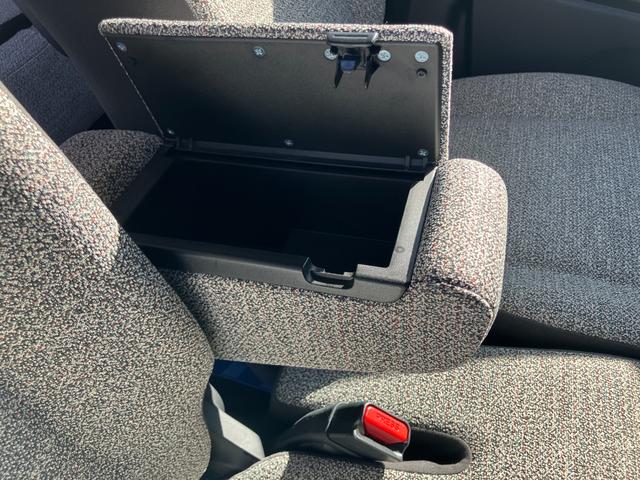 スペーシア HYBRID X 両側パワースライドドア LEDヘッドランプ デュアルセンサーブレーキII|後退時ブレーキサポート|シートヒーター|オートライト|マルチユースフラップ|オートエアコン|キーレスプッシュスタートシステム|パーソナルテーブル|(49枚目)