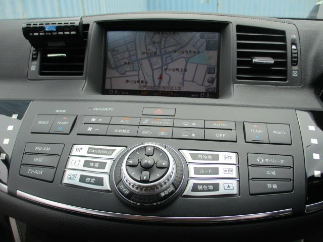フーガ ３５０ＧＴ　タイプＳ　純正ナビ　純正１９インチアルミ　スマートキー　助手席電動オットマン　バックモニター　ＥＴＣ　フロント左サイドモニター　ＨＩＤヘッドライト（19枚目）