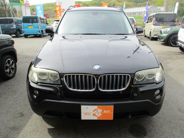 Ｘ３ ｘＤｒｉｖｅ　２５ｉ　後期最終モデル　黒革シート　純正ナビ　スタッドレスＴ用１７アルミホイール付　ビルトインＥＴＣ　サイドカメラ　キーレス　運転＆助手席シートヒーター　クリアランスソナー　ＨＩＤライト　ＣＤチェンジャー（4枚目）