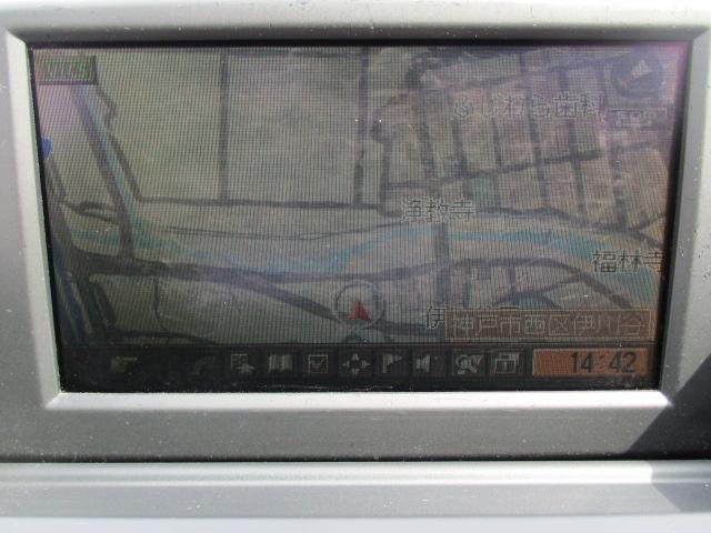 Ｘ３ ｘＤｒｉｖｅ　２５ｉ　後期最終モデル　黒革シート　純正ナビ　スタッドレスＴ用１７アルミホイール付　ビルトインＥＴＣ　サイドカメラ　キーレス　運転＆助手席シートヒーター　クリアランスソナー　ＨＩＤライト　ＣＤチェンジャー（22枚目）