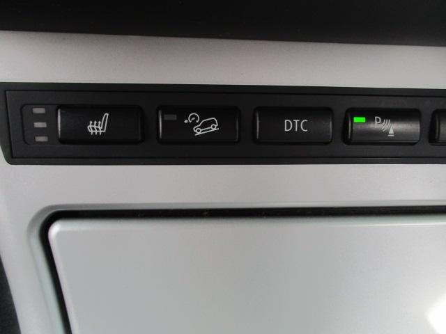 Ｘ３ ｘＤｒｉｖｅ　２５ｉ　後期最終モデル　黒革シート　純正ナビ　スタッドレスＴ用１７アルミホイール付　ビルトインＥＴＣ　サイドカメラ　キーレス　運転＆助手席シートヒーター　クリアランスソナー　ＨＩＤライト　ＣＤチェンジャー（24枚目）