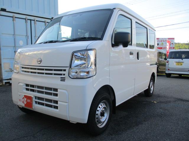 クリッパーバン DX ハイルーフ セーフティパッケージ 新車おろし立て パワーウィンド キーレス オートライト AMFMラジオ デュアルブレーキサポート リヤ障害物センサー 車線逸脱アラーム アイドリングストップ(5枚目)