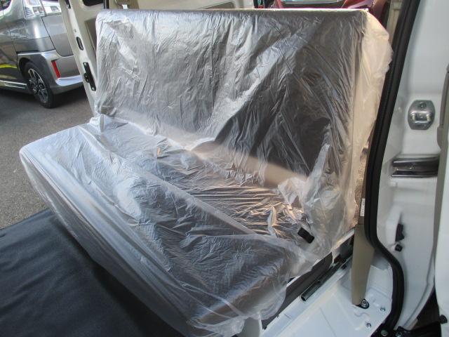 クリッパーバン DX ハイルーフ セーフティパッケージ 新車おろし立て パワーウィンド キーレス オートライト AMFMラジオ デュアルブレーキサポート リヤ障害物センサー 車線逸脱アラーム アイドリングストップ(14枚目)