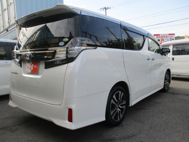 ヴェルファイア ２．５Ｚ　Ａエディション　ゴールデンアイズ　後期モデルＧエディション用アルミホイール　純正１０インチナビＴＶ　Ｂカメラ　フリップダウンモニター　パワーリヤゲート　禁煙車　ＥＴＣ　スマートキー　　ウッドコンビハンドル　Ｇアイズ内装　リヤ修復歴有り（6枚目）