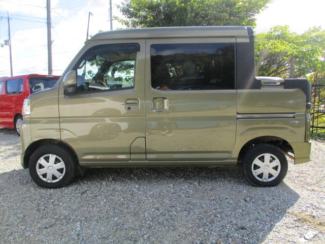 ハイゼットカーゴ デッキバンＧ　パートタイム４ＷＤ　純正ナビ　フルセグＴＶ　禁煙車　スマートアシスト　スマートキー　オートライト　電動格納ミラー　　リヤドアパネル交換歴有り（11枚目）