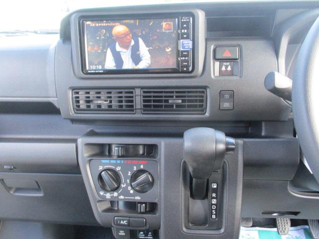 ハイゼットカーゴ デッキバンＧ　パートタイム４ＷＤ　純正ナビ　フルセグＴＶ　禁煙車　スマートアシスト　スマートキー　オートライト　電動格納ミラー　　リヤドアパネル交換歴有り（20枚目）