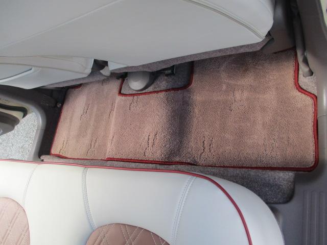 アルトラパンショコラ Ｇ　ワンオーナー　禁煙車　ＳＤナビ　フルセグＴＶ　Ｂｌｕｅｔｏｏｔｈ対応　ＥＴＣ　スマートキー　ショコラ専用合皮シート　革巻ステアリング　　ＨＩＤライト　オートライト（16枚目）