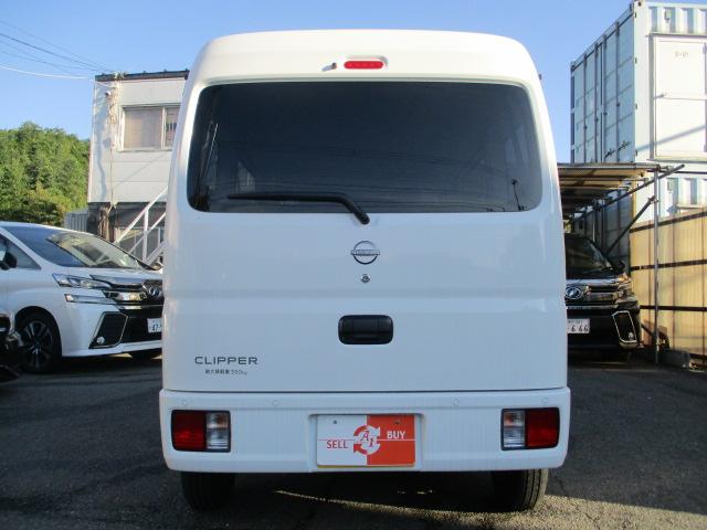 クリッパーバン DX 4WD ハイルーフ セーフティパッケージ 新車おろし立て パワーウィンド キーレス オートライト AMFMラジオ デュアルブレーキサポート リヤ障害物センサー 車線逸脱アラーム(7枚目)