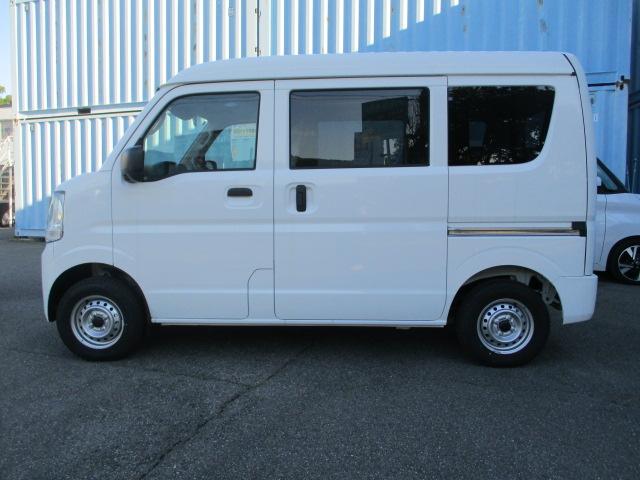 クリッパーバン DX 4WD ハイルーフ セーフティパッケージ 新車おろし立て パワーウィンド キーレス オートライト AMFMラジオ デュアルブレーキサポート リヤ障害物センサー 車線逸脱アラーム(11枚目)