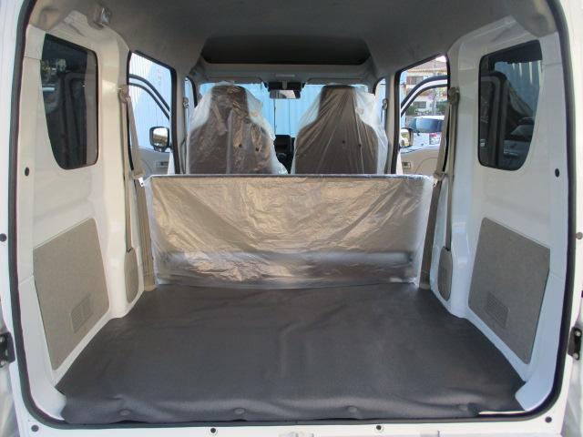 クリッパーバン DX 4WD ハイルーフ セーフティパッケージ 新車おろし立て パワーウィンド キーレス オートライト AMFMラジオ デュアルブレーキサポート リヤ障害物センサー 車線逸脱アラーム(16枚目)