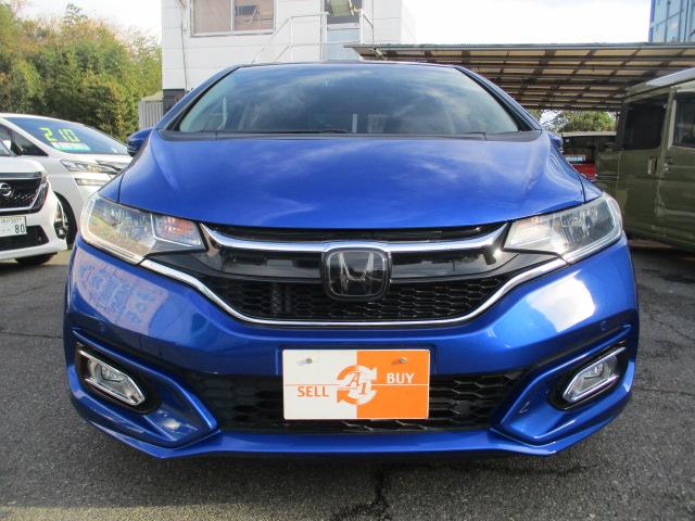 フィット １３Ｇ・Ｌ　ホンダセンシング　禁煙車　インターナビ装着スペシャルパッケージ　純正ナビ　フルセグＴＶ　バックカメラ　ナビ連動ドライブレコーダー　ＥＴＣ　スマートキー　ＬＥＤライト＆フォグランプ　プラズマクラスター（3枚目）