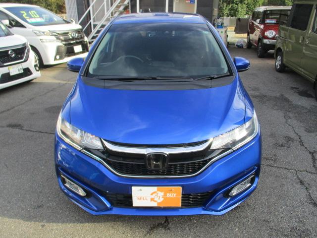 フィット １３Ｇ・Ｌ　ホンダセンシング　禁煙車　インターナビ装着スペシャルパッケージ　純正ナビ　フルセグＴＶ　バックカメラ　ナビ連動ドライブレコーダー　ＥＴＣ　スマートキー　ＬＥＤライト＆フォグランプ　プラズマクラスター（4枚目）