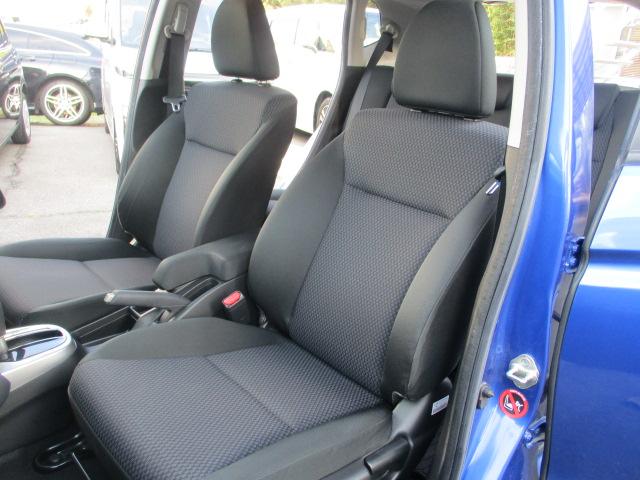 フィット １３Ｇ・Ｌ　ホンダセンシング　禁煙車　インターナビ装着スペシャルパッケージ　純正ナビ　フルセグＴＶ　バックカメラ　ナビ連動ドライブレコーダー　ＥＴＣ　スマートキー　ＬＥＤライト＆フォグランプ　プラズマクラスター（13枚目）