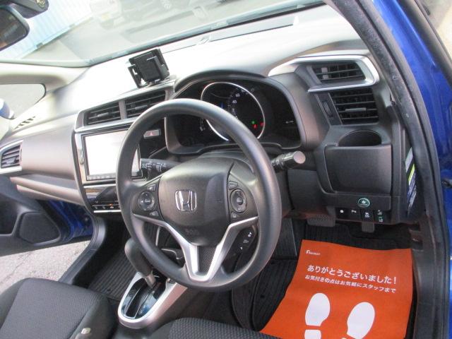 フィット １３Ｇ・Ｌ　ホンダセンシング　禁煙車　インターナビ装着スペシャルパッケージ　純正ナビ　フルセグＴＶ　バックカメラ　ナビ連動ドライブレコーダー　ＥＴＣ　スマートキー　ＬＥＤライト＆フォグランプ　プラズマクラスター（19枚目）