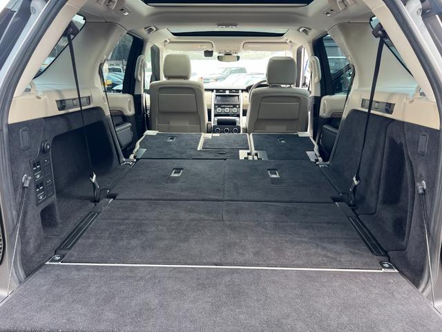 ディスカバリー ＨＳＥ　ユーザー買取車　ドライバーアシストパック　パノラミックガラスルーフ　リア電動リクライニングシート　パワーバックドア　電動サイドステップ　ＡｐｐｌｅＣａｒＰｌａｙ　フロントヒーテッドガラス　純正ドラレコ（36枚目）