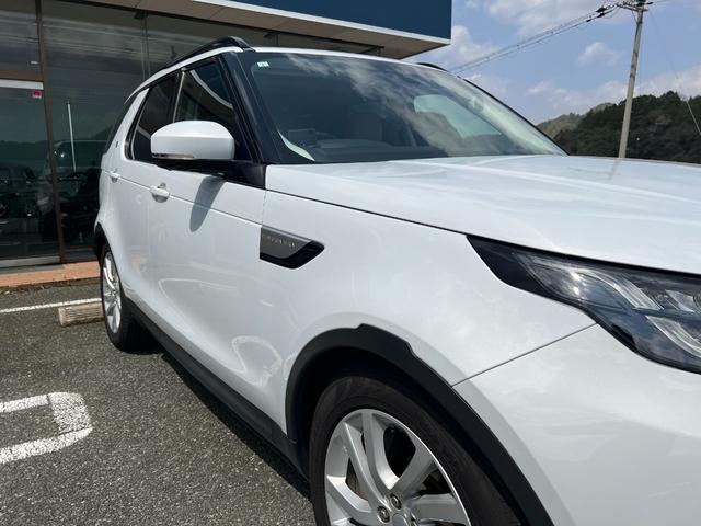 ディスカバリー ＨＳＥ　ユーザー買取車　ドライバーアシストパック　パノラミックガラスルーフ　リア電動リクライニングシート　パワーバックドア　電動サイドステップ　ＡｐｐｌｅＣａｒＰｌａｙ　フロントヒーテッドガラス　純正ドラレコ（49枚目）