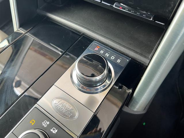 ディスカバリー ＨＳＥ　ユーザー買取車　ドライバーアシストパック　パノラミックガラスルーフ　リア電動リクライニングシート　パワーバックドア　電動サイドステップ　ＡｐｐｌｅＣａｒＰｌａｙ　フロントヒーテッドガラス　純正ドラレコ（66枚目）