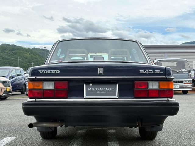 ２４０ ＧＬ　ユーザー買取車両・ベージュモケットシート・集中ドアロック・社外オーディオ・ＥＴＣ・エアコン・整備記録あり（14枚目）