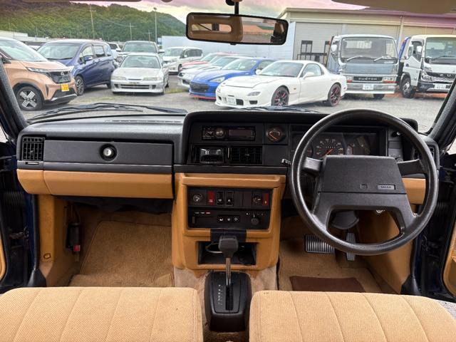 ２４０ ＧＬ　ユーザー買取車両・ベージュモケットシート・集中ドアロック・社外オーディオ・ＥＴＣ・エアコン・整備記録あり（28枚目）