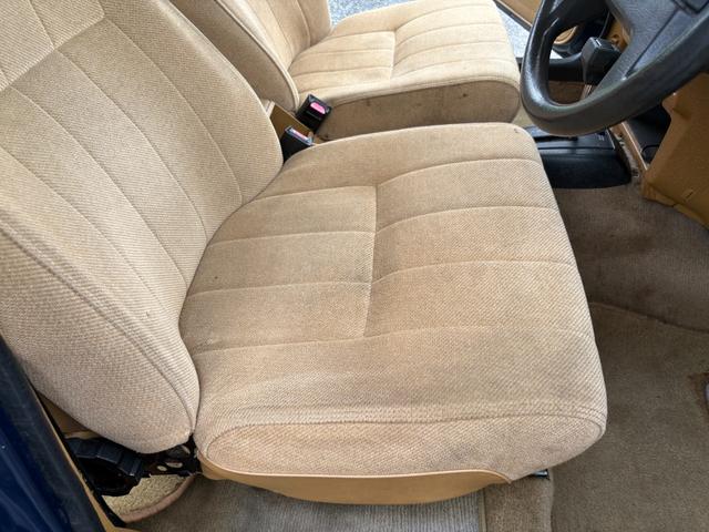 ２４０ ＧＬ　ユーザー買取車両・ベージュモケットシート・集中ドアロック・社外オーディオ・ＥＴＣ・エアコン・整備記録あり（32枚目）