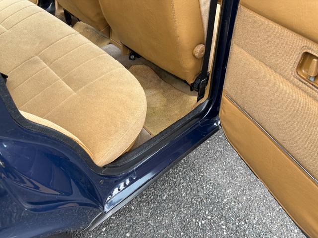 ２４０ ＧＬ　ユーザー買取車両・ベージュモケットシート・集中ドアロック・社外オーディオ・ＥＴＣ・エアコン・整備記録あり（37枚目）